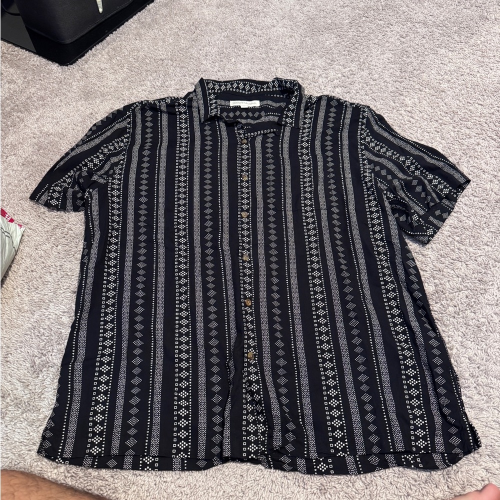 Men's Black Patterned Shirt